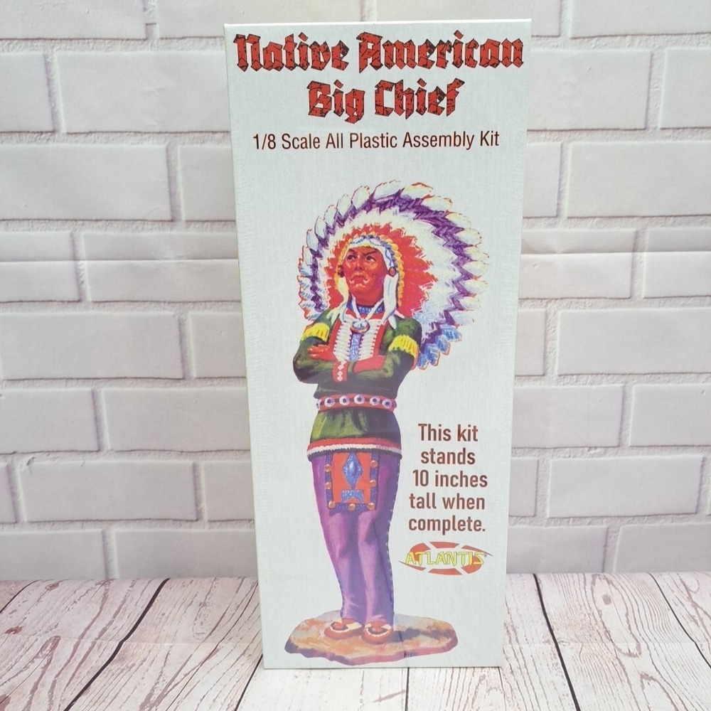 New "Native American Big Chief" reissue by Atlantis‎ 1:8 scale USA Made